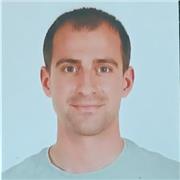 Profesor de matemáticas imparte clases de todos los niveles de Eso, Bachillerato y Universidad